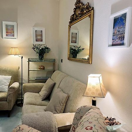 Apartamento Con Encanto Muy Centrico En Pilatos Sevilla Ideal Para Pareja Exterior photo