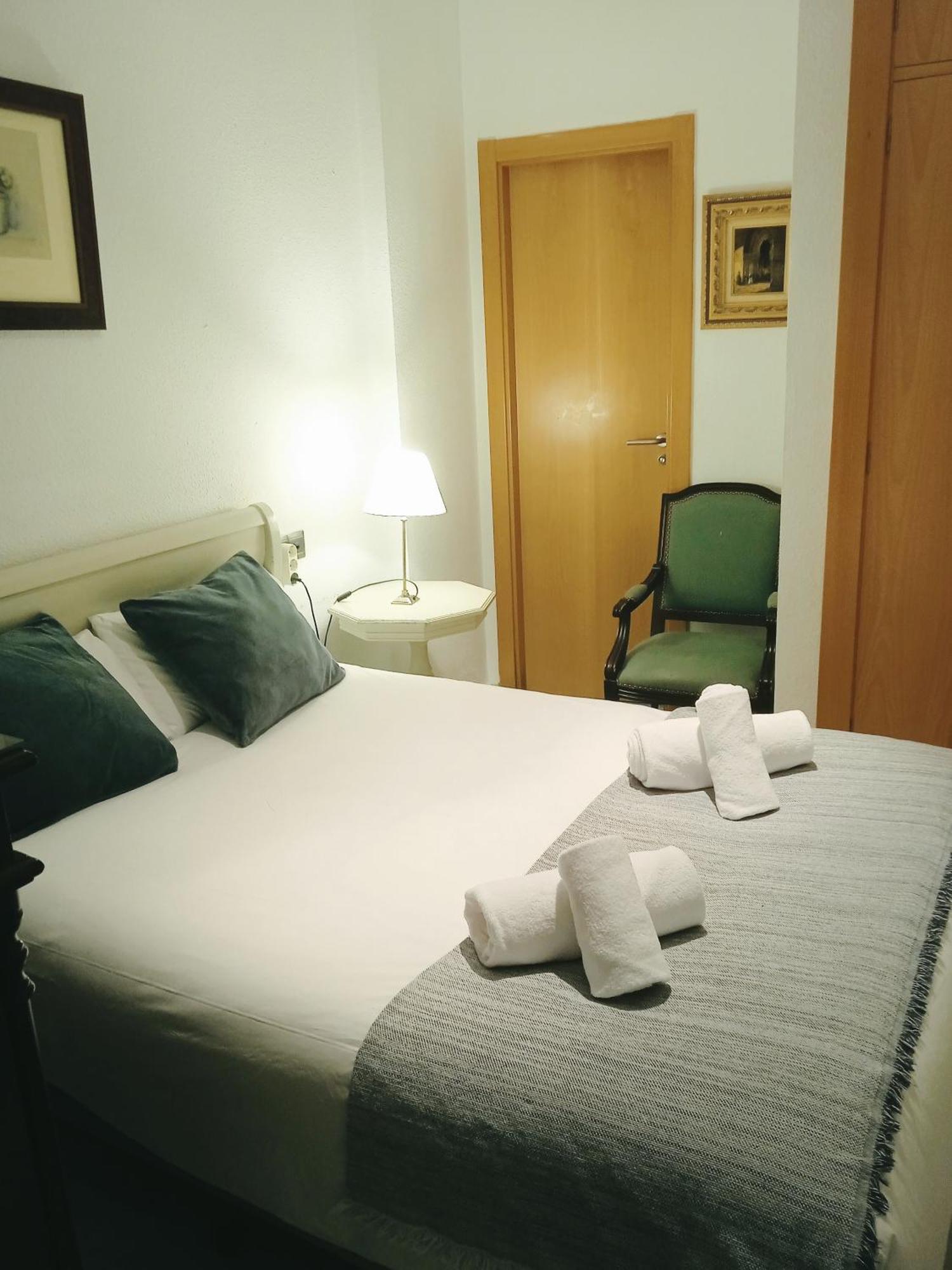 Apartamento Con Encanto Muy Centrico En Pilatos Sevilla Ideal Para Pareja Room photo